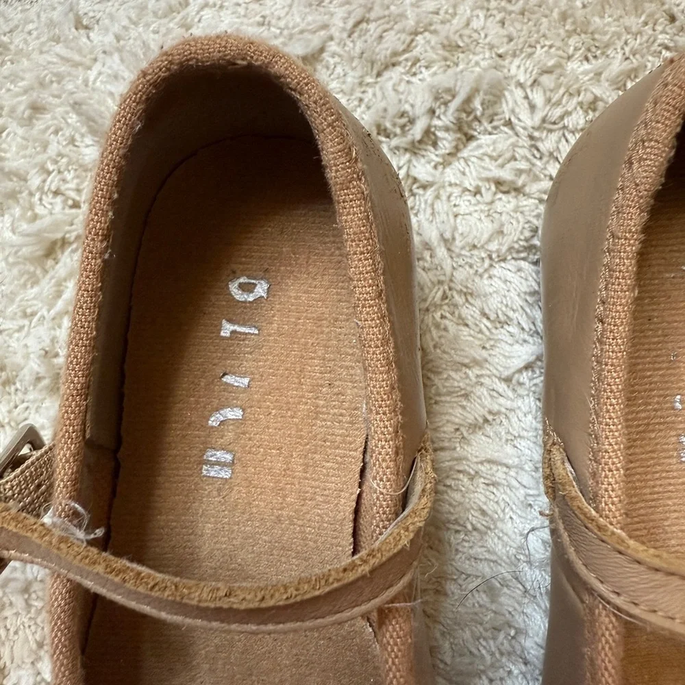 Bloch Tan Kids Size 9 Tap Shoes